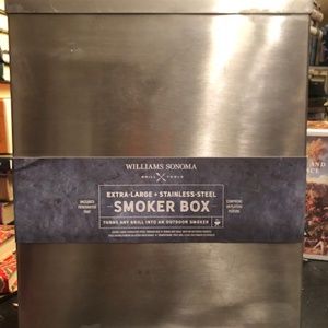 WILLIAMS-SONOMA SMOKER BOX NWT MINT